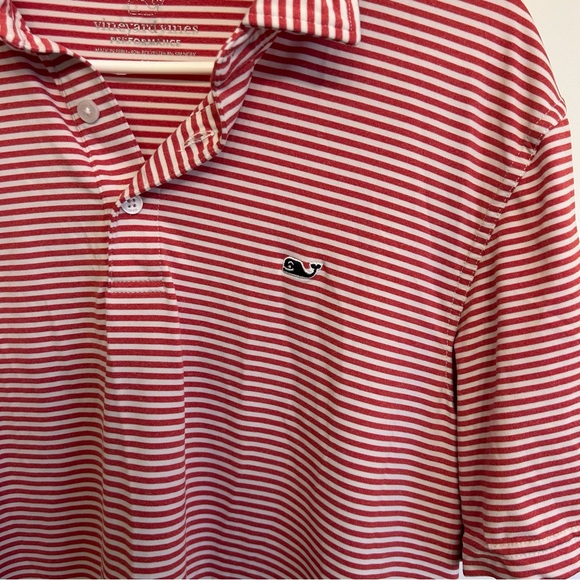 Vineyard Vines Performance Polo Red and White Striped Men’s Size Medium - Picture 2 of 7